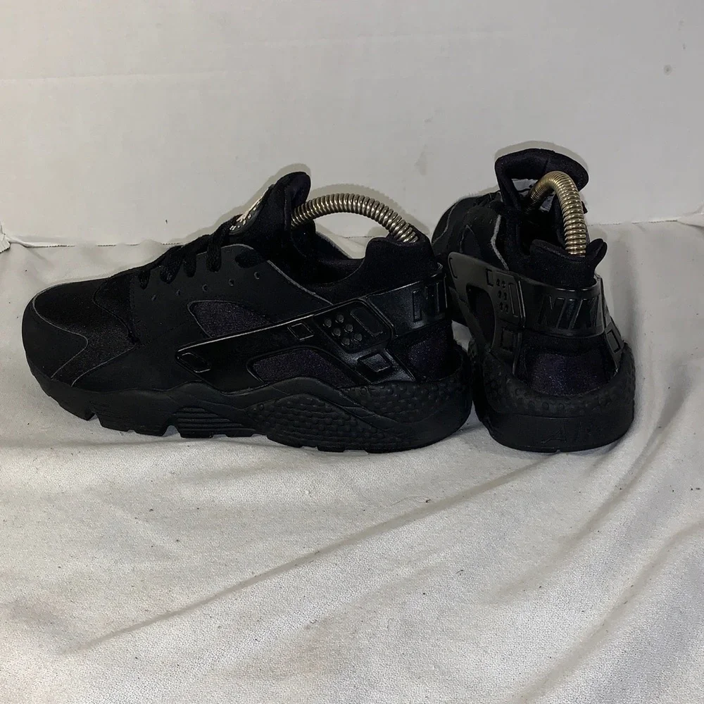 Nike Women’s Air Huarache Black/Black Anthracite Running Shoes